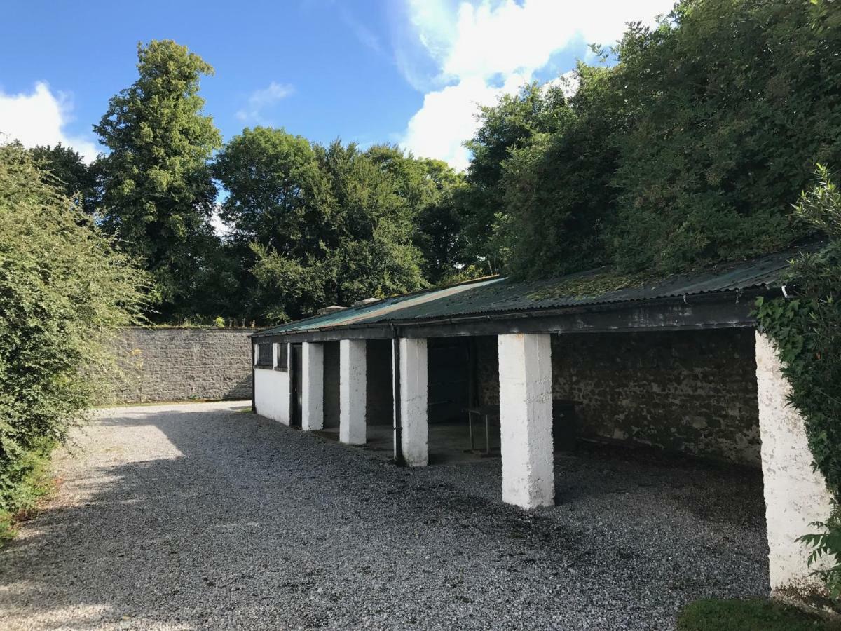 Вилла The Mews Freshford Экстерьер фото