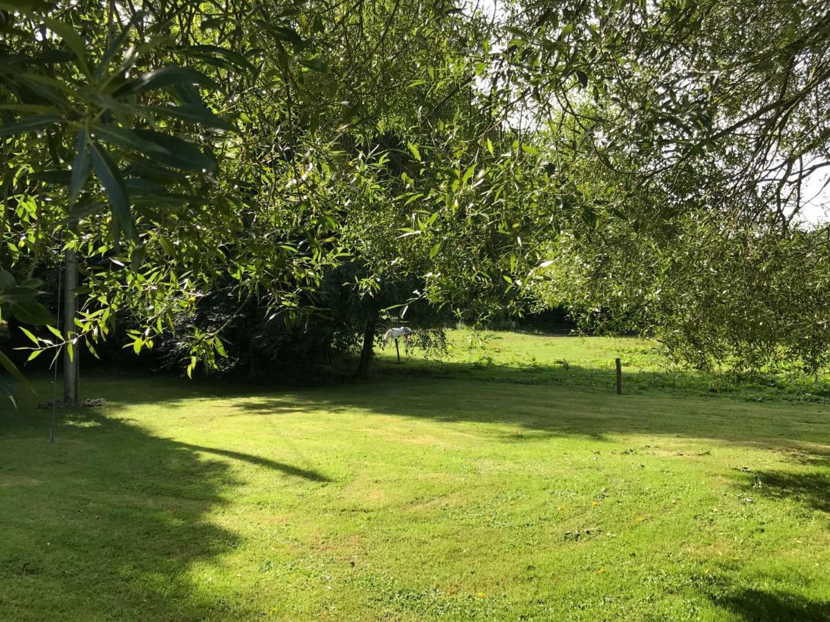 Вилла The Mews Freshford Экстерьер фото
